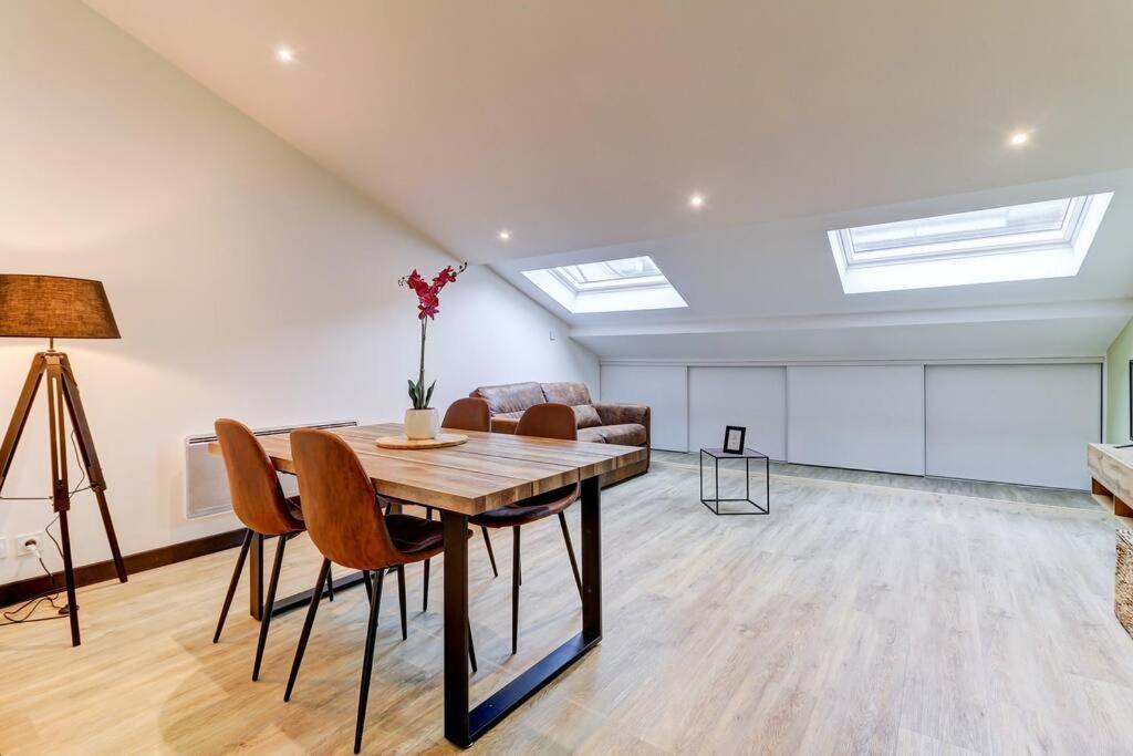 La Cambuse Topdestination-Bourg - Centre Ville - Classe 3 Etoiles Экстерьер фото